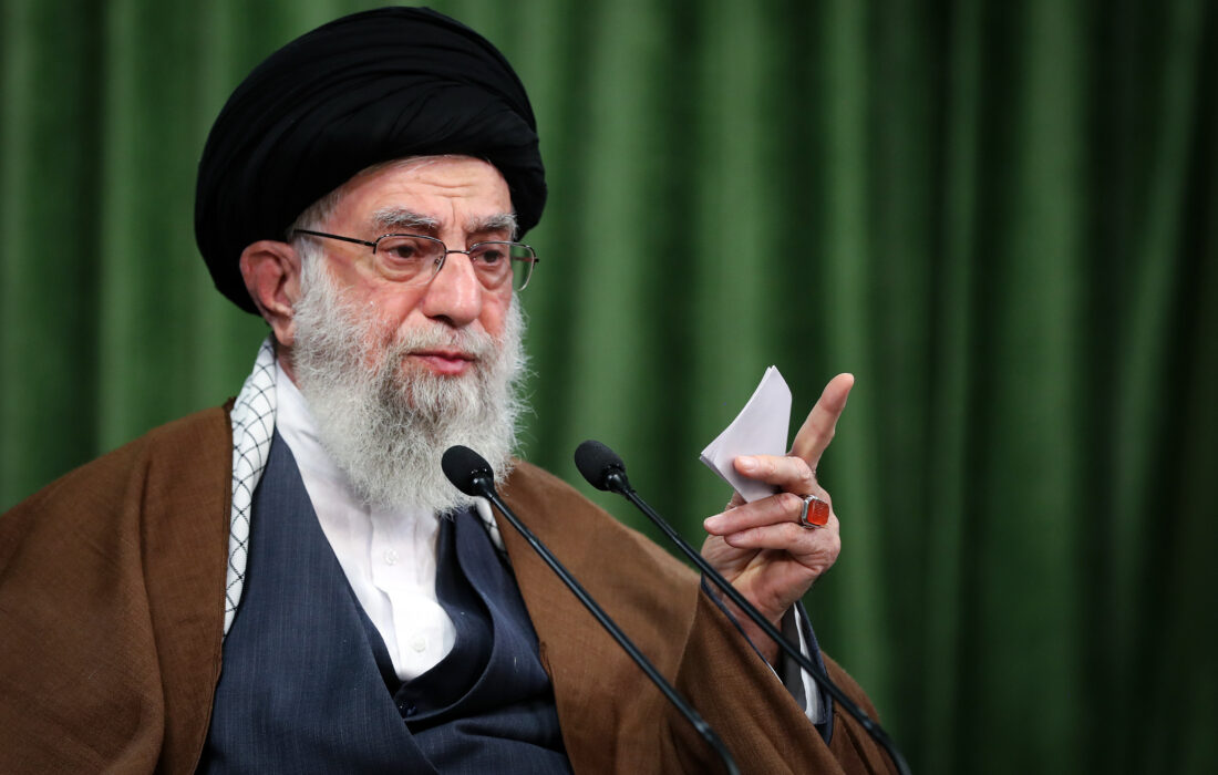 دنیا کے کسی بھی خطے میں امریکیوں کی موجودگی کا نتیجہ بدامنی، تباہی، خانہ جنگی ہے، رہبر معظم انقلاب