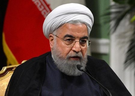 کورونا ویکسین کی فراہمی میں امریکہ رکاوٹ ہے، ایرانی صدر روحانی
