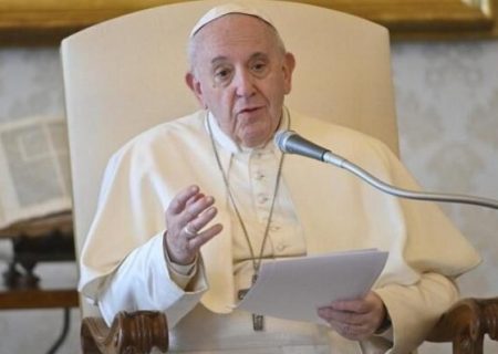بغداد میں ہونے والے دھماکوں سے رنجیدہ ہوں اور اس سانحہ کی مذمت کرتا ہوں،فرانسس پاپ