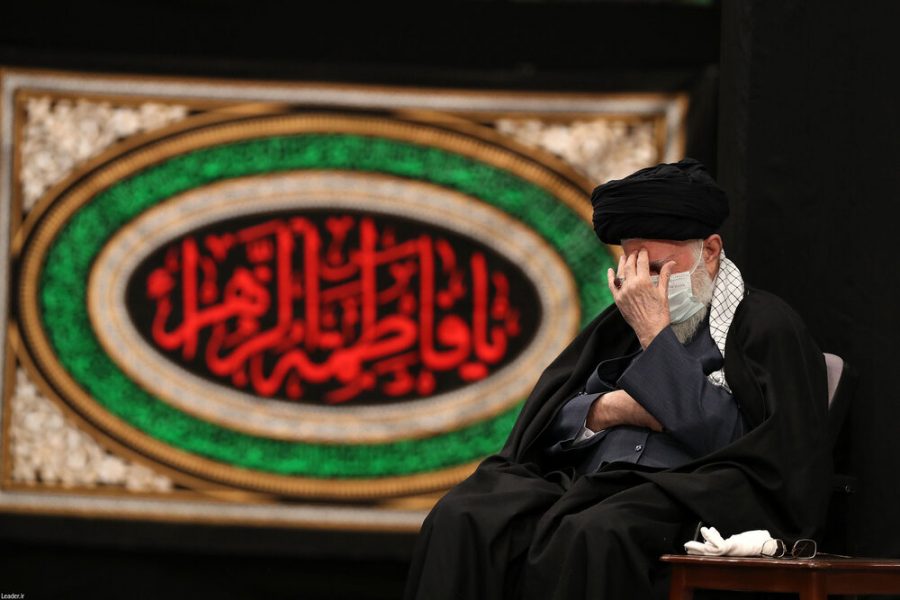 رہبر انقلاب اسلامی کا یوم شہادت حضرت زہرا کے سلسلے کی دوسری شب کی مجلس میں شرکت