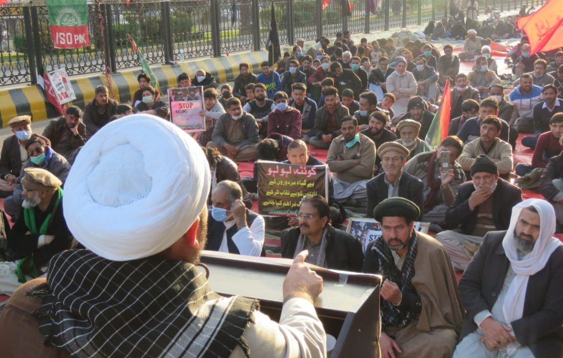 بلوچستان میں شیعہ ہزارہ ٹارگٹ کلنگ کے خلاف ڈی چوک اسلام آباد میں دھرنا دوسرے روز بھی جاری+تصاویر