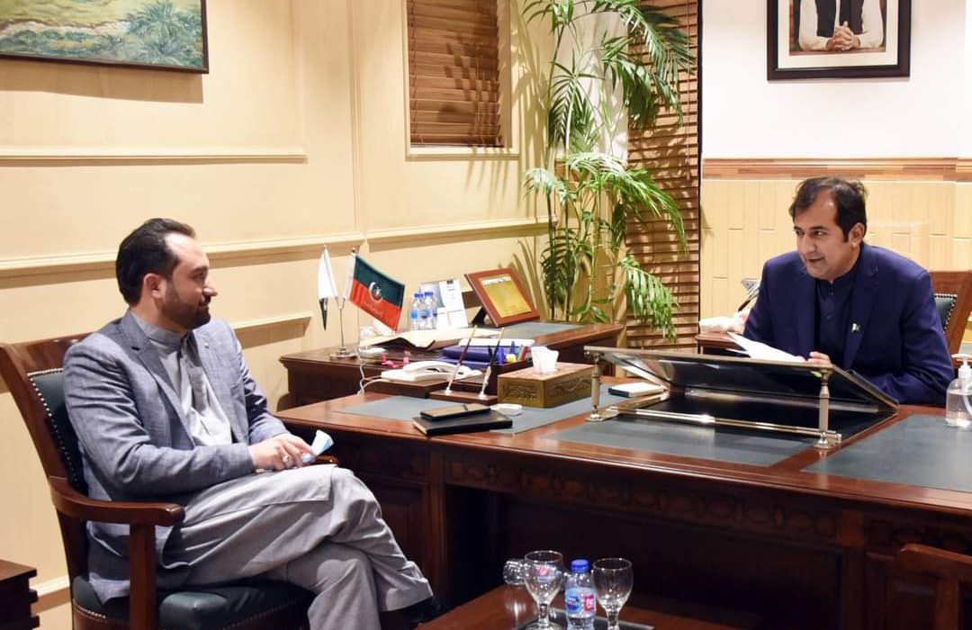 وزیر زراعت گلگت بلتستان کاظم میثم کی وزیر اعلیٰ خالد خورشید سے خصوصی ملاقات، زرعی منصوبوں پر تبادلہ خیال