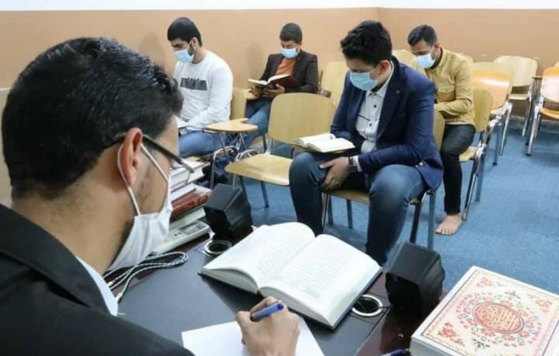 قرآن مرکز نجف اشرف برانچ میں الصوت والتّنغيم القُرآنيّ کورس کے طلباء کے لئے امتحان کا انعقاد