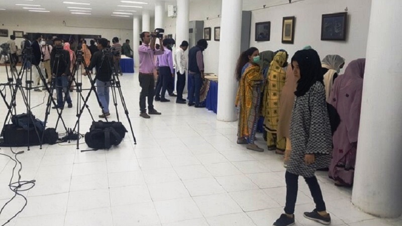 کراچی میں عشرہ فجر کی مناسبت سے ایران کا ثقافتی فیسٹول جاری