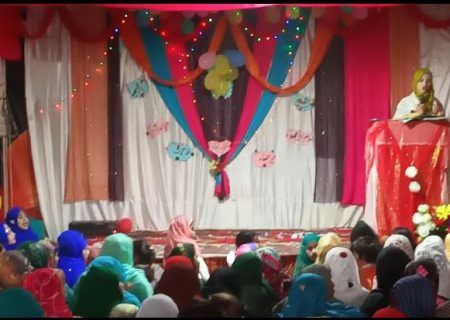 یوم مادر کی مناسبت سے جامعہ زینبیہ راجن پور میں محفل میلاد منعقد