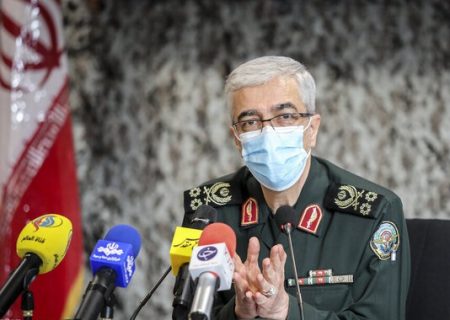 شہید قاسم سلیمانی تہران کا ریاض کے لئے پیغام لیکر بغداد پہنچے تھے،  ایرانی فوج کے سربراہ محمد باقری