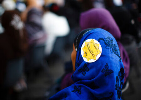 سوئس مسلمانوں کی جانب سے “برقعے پر پابندی کے قانون” پر رائے شماری کی مذمت