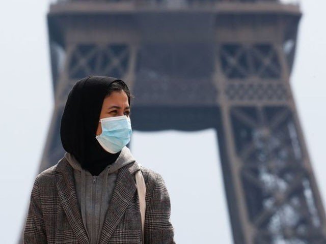 فرانس میں 18 سال سے کم عمر لڑکیوں پر حجاب کی پابندی کا بل پیش