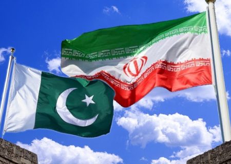 ایران نے پاکستانی مسافروں کیلئے دروازے کھول دیئے