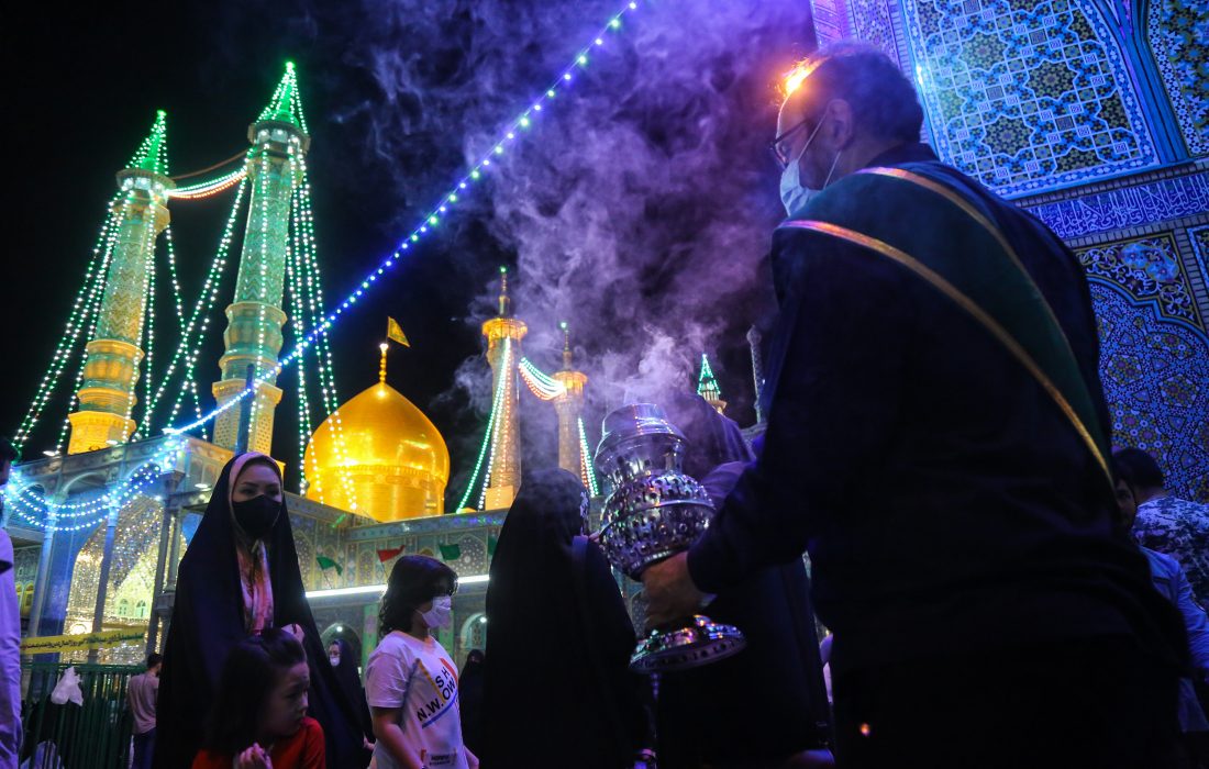 حرم حضرت معصومہ (س) میں عید غدیر کی مناسبت سے جشن کا انعقاد+تصاویر