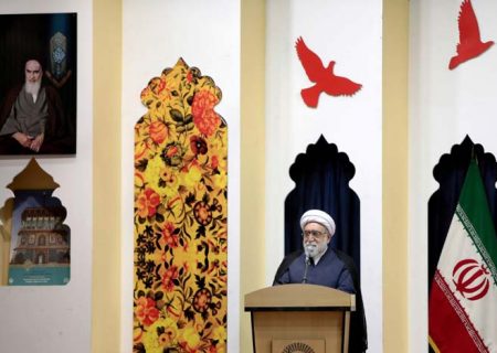 حجاب کی اہمیت کا صحیح بیان ، اس کے رواج کا باعث ، متولی آستان قدس