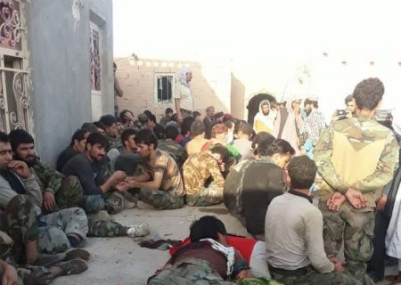 پاکستان نے افغان فوج کے 5 افسروں سمیت 46 فوجیوں کو پناہ دیدی