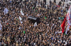 ویڈیو| کربلا میں آیت اللہ العظمی سید محمد سعید حکیم کی نماز جنازہ