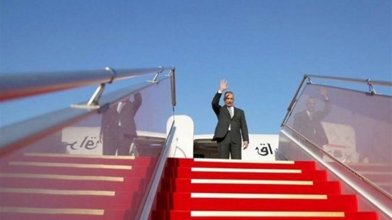عراقی وزیر اعظم مصطفی الکاظمی تہران پہنچ گئے