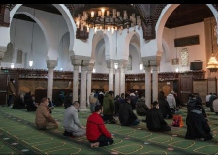 فرانس میں اسلام اور مساجد کی اہانت