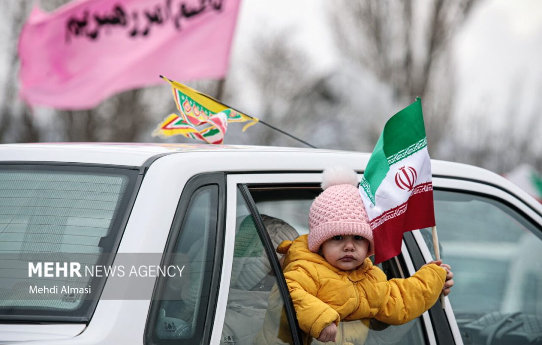 ایران میں اسلامی انقلاب کی سالگرہ پر عظیم الشان ریلیاں+تصاویر