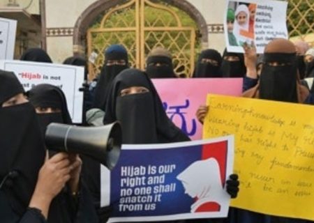 مدھیہ پردیش کےاسکول میں بھی باحجاب طالبات کوداخل ہونے سےروک دیا گیا