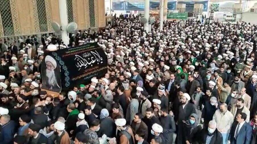 آیت اللہ صافی گلپائیگانی کے جسدخاکی کو حرم امیرالمومنینؑ سے طواف کے بعد وادی سلام منتقل+تصاویر