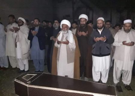 پشاور، مولانا ارشاد حسین خلیلی کی نماز جنازہ ادا کردی گئی، جسدخاکی ڈیرہ اسماعیل خان منتقل