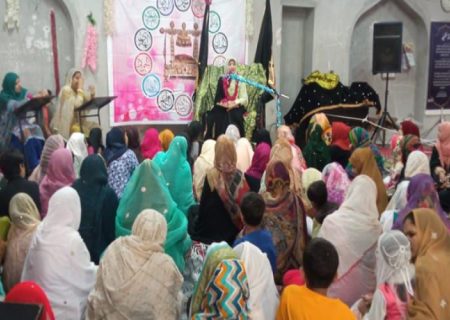 امام حسن مجتبیٰ علیہ السّلام انتہائی کم سنی کے عالم میں اپنے نانا پرنازل ہونے والی وحی من وعن اپنی والدہ ماجدہ کو سنا دیا کرتے تھے،محترمہ حنا تقوی