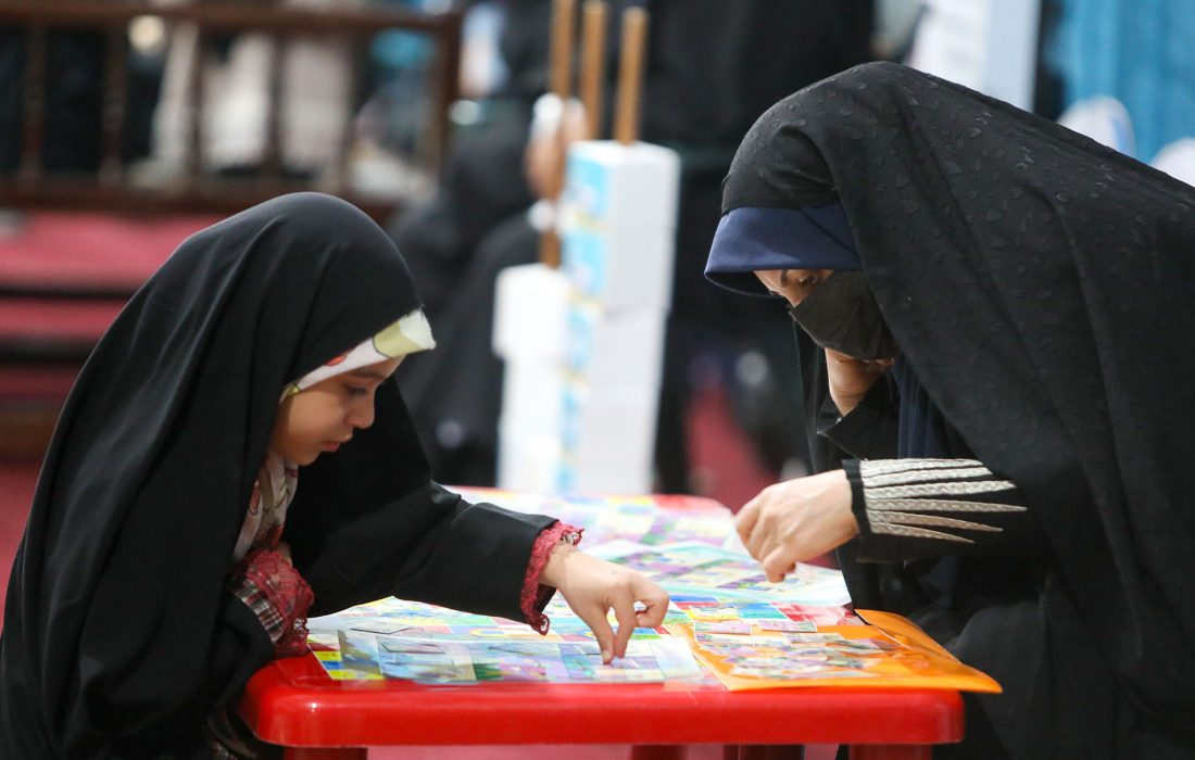 حرم امام رضا(ع) میں “قرآن مفہوم و معنی زندگی” کے عنوان سے نمائش کا انعقاد