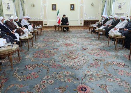 برطانوی شیعیت اور امریکی سنیت سے خبردار رہنے کی ضرورت،صدر ایران