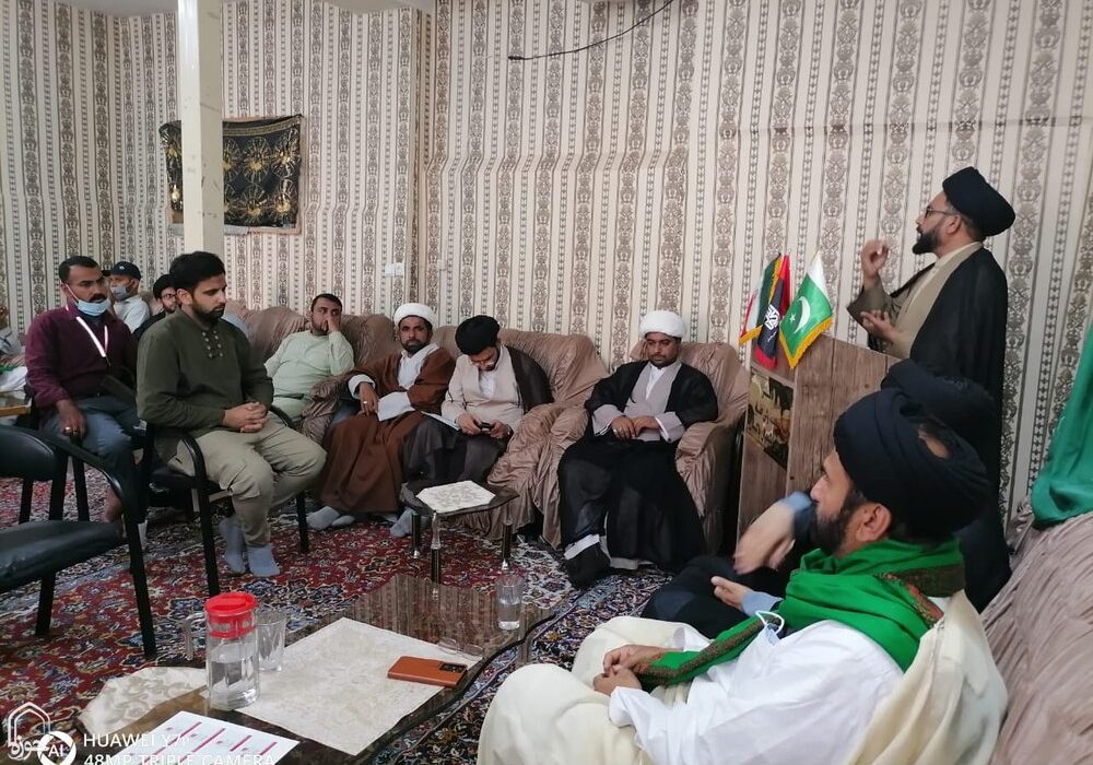 ولادت امام رضا علیہ السلام اور امام خمینی کی برسی کی مناسبت سے دفتر قائد شعبہ قم کی جانب سے سیمینار کا انعقاد