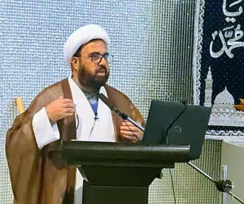 اسلام دین الہی اور قرآن اخلاقیات کا بہترین مرکز ہے،حجت الاسلام اشفاق وحیدی