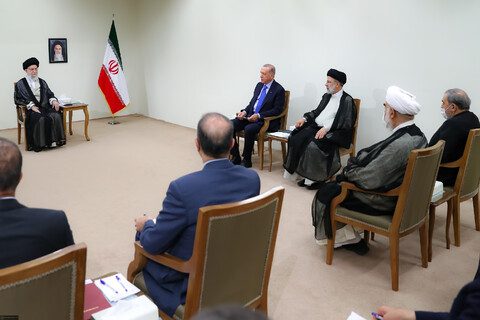 ترکی کے صدر رجب طیب اردوغان نے اپنے وفد کے ہمراہ رہبر انقلاب اسلامی سے ملاقات کی