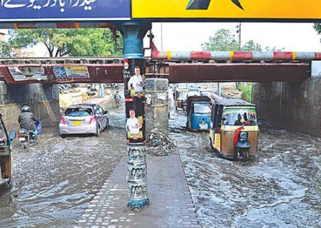 پاکستان میں بارشوں نے تباہی مچادی؛ سندھ کے 22 اضلاع مکمل طور پر آفت زدہ قرار