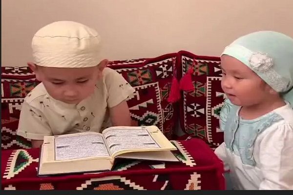 فلم| چار سالہ قرآنی استاد اور تین سالہ شاگر