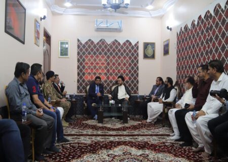 گورنر سندھ کامران ٹیسوری کی علامہ شہنشاہ نقوی سے ملاقات