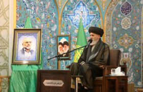 حضرت زینب(س) کی شب ولادت کا جشن اور شہید محسن فخری زادہ کی برسی حرم حضرت معصومہ(س) میں منائی گئی
