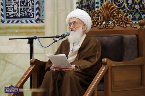 دشمن منطق و استدلال سے باتیں نہیں کر پاتے تو توہین پر اتر آتے ہیں، آیت اللہ العظمی نوری ہمدانی