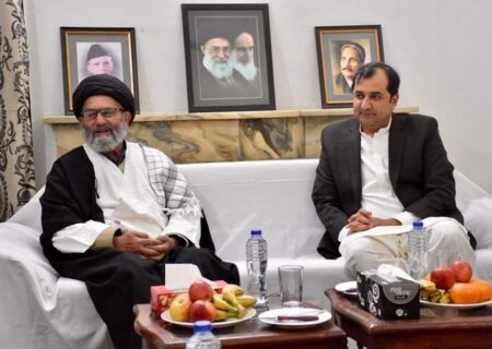 علامہ ساجد نقوی سے انکی رہائشگاہ پر وزیراعلیٰ جی بی خالد خورشید کی ملاقات