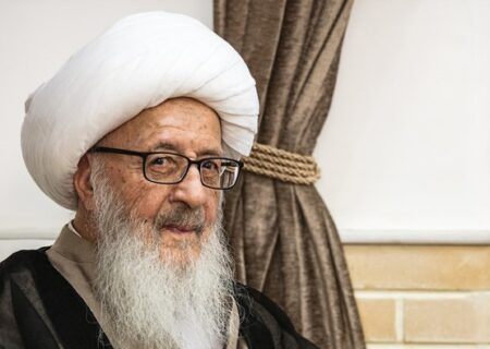 نیمہ شعبان کی رات تمام لمحات میں امام زمانہ ﴿عج﴾ پر توجہات مرکوز رکھیں،  آیت اللہ وحید خراسانی کی سفارش