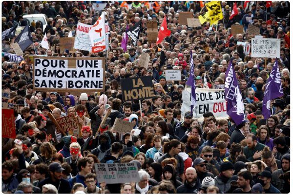 فرانس میں زبردست احتجاجی مظاہرہ؛ متعدد افراد گرفتار