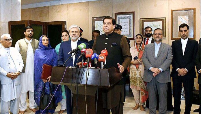 قرآن پاک تمام انسانیت کے لئے رشد و ہدایت کا ذریعہ ہے، راجہ پرویز اشرف