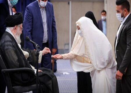 شہید مجید قربان خانی کی بہن کا صیغہ عقد رہبر انقلاب اسلامی نے پڑھا