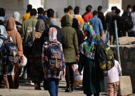 ایران اور پاکستان سے افغانیوں کی وطن واپسی کا عمل جاری