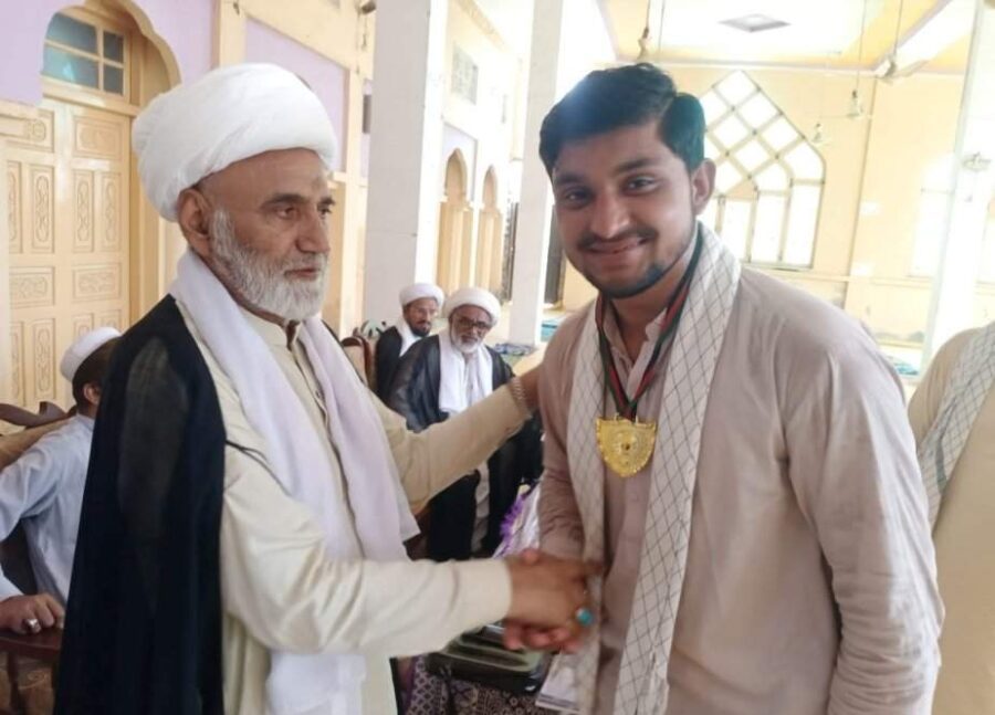 جامعۃ النجف میں سالانہ دین شناسی شارٹ کورس کے اختتام پر تقریب