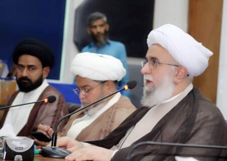 منہاج یونیورسٹی لاہور میں آیت اللہ رضا رمضانی و علامہ شبیر میثمی کی طلباء سے خصوصی نشست