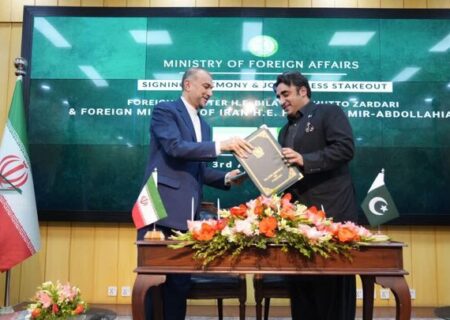 پاکستان اور ایران کے درمیان چار مفاہمتی یادداشتوں پر دستخط