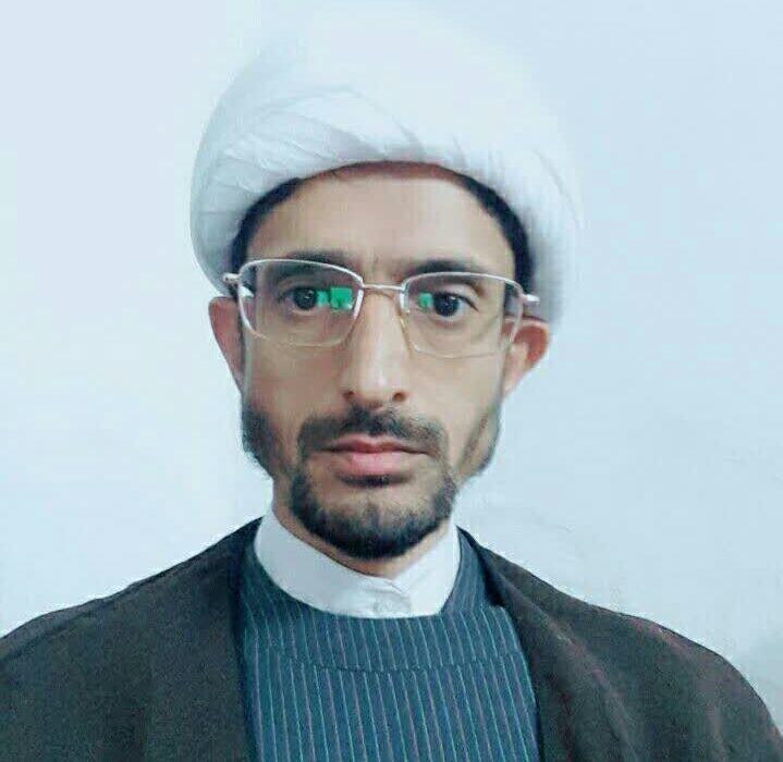 میں (رسول ص)حسین سے