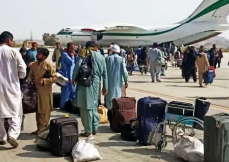 اب تک 6ہزار سے زائد پاکستانی زائرین کو خصوصی پروازوں کے ذریعے زاہدان-چابہار سے اہواز بھیجا جاچکا ہے