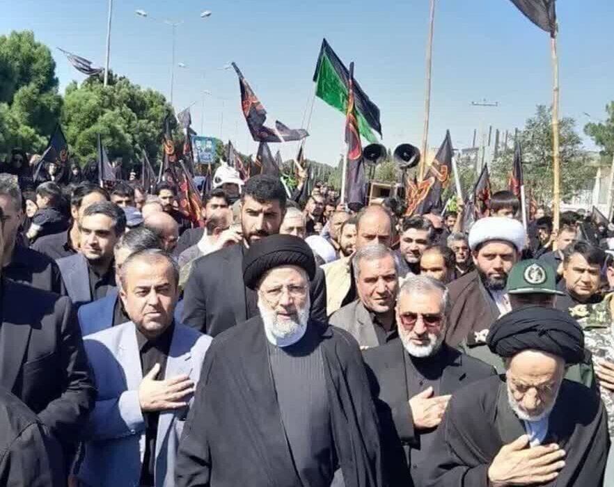 ایرانی صدر کی بیرجند شہر میں اربعین مارچ میں شرکت