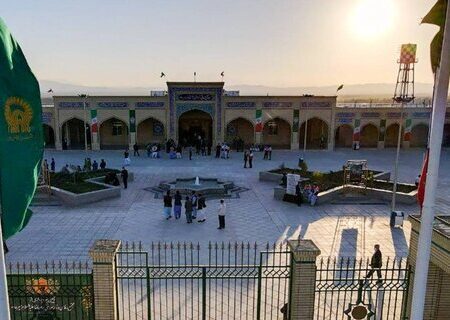 روضہ مبارک امام رضا (ع) بارڈر پر پاکستانی زائرین کو چوبیس گھنٹے متنوع خدمات فراہم کر رہا ہے