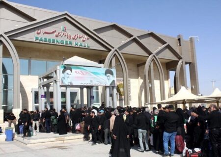 ایران کی سرحدوں سے 40 لاکھ غیر ملکی زائرین کی آمد و رفت رہی، ایرانی پولیس چیف