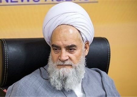 ایرانی بزرگ عالم دین آیت اللہ محمد حسن فاضل گلپائگانی انتقال کر گئے