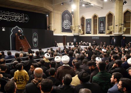 حضرت زہرا (س) کی شام غریباں کی مجلس میں رہبر انقلاب اسلامی کی شرکت
